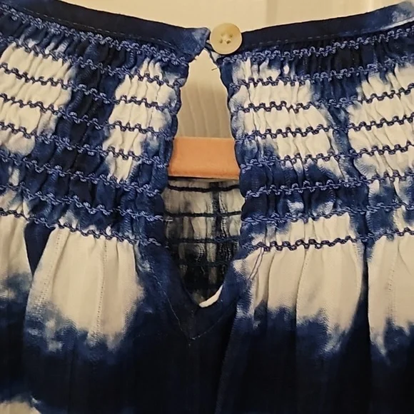 Sonoma Blue and White Smocked Blouse - Picture 4 of 6